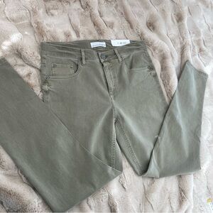 High waisted jeans modern skinny